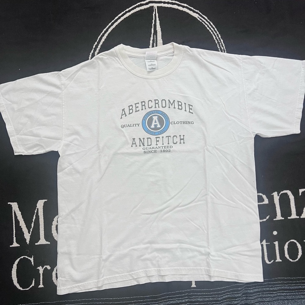 Vintage Abercrombie and Fitch T-shirt